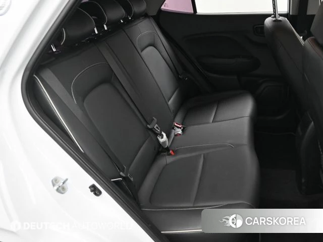 Hyundai Venue 2021 Белый из Кореи, фото 3