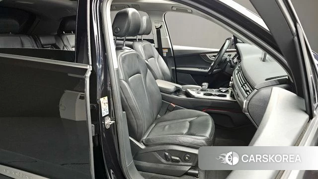 Audi Q7 (4M) 2019 Черный из Кореи, фото 3