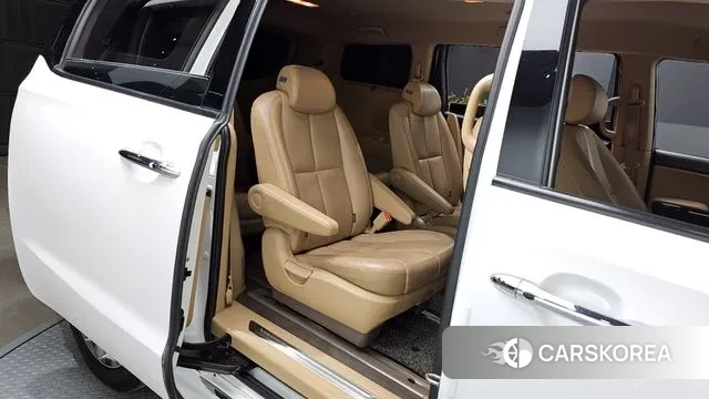 Kia The New Carnival 2019 Белый из Кореи, фото 3