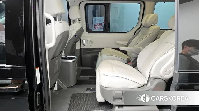 Hyundai Staria 2022 Черный из Кореи, фото 3