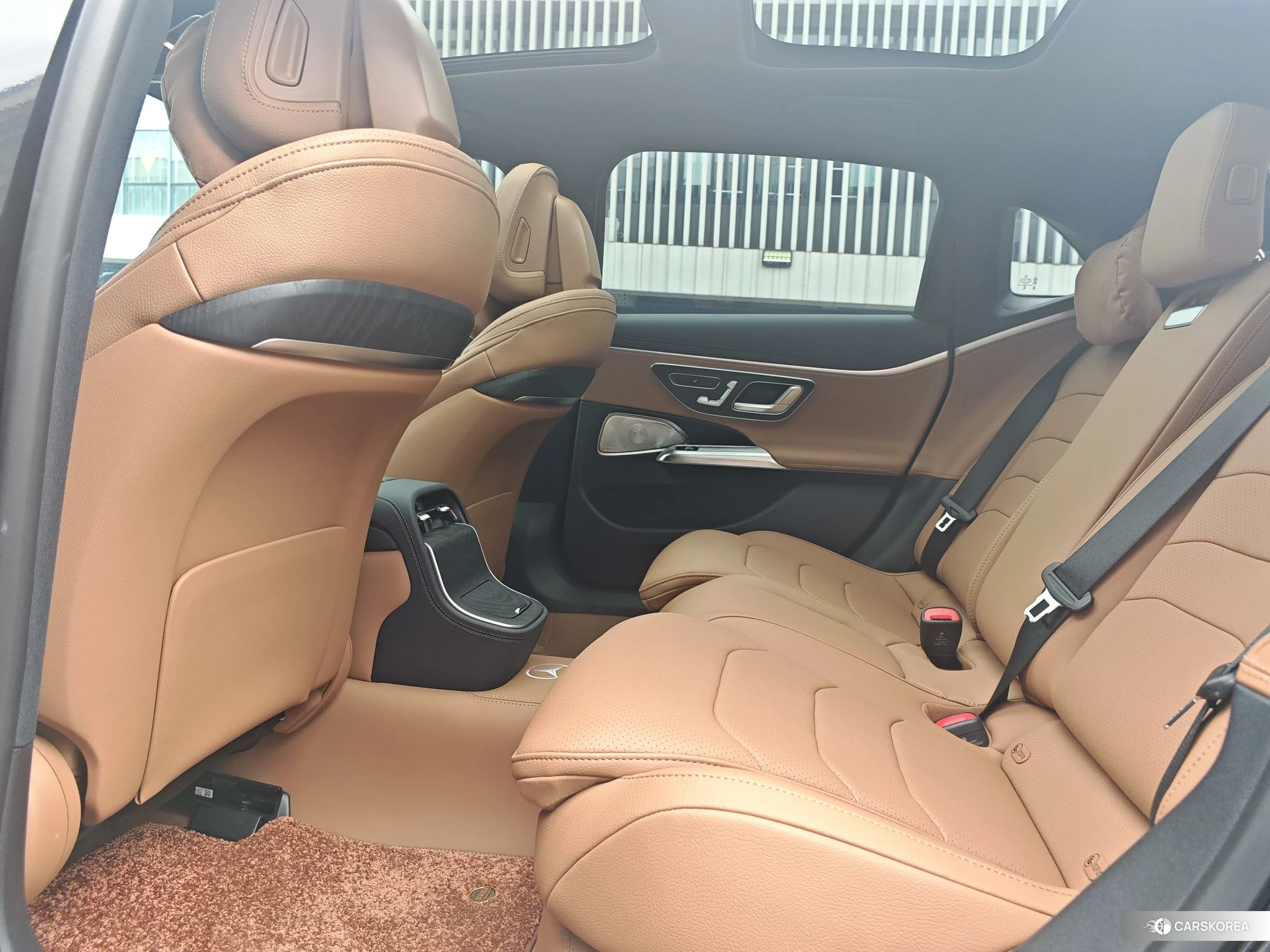 Mercedes-Benz E-Class 2024 Черный из Китая, фото 3