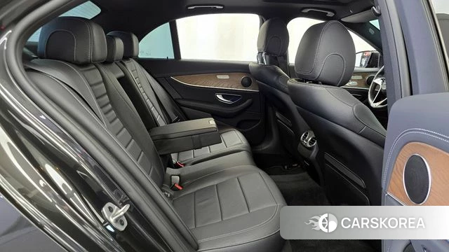 Mercedes-Benz E-Class W213 2021 Серый из Кореи, фото 3