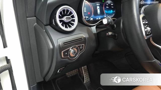 Mercedes-Benz GLC-Class X253 2021 Белый из Кореи, фото 3