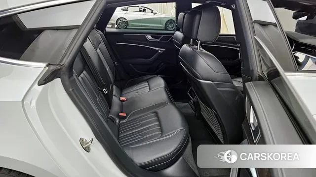 Audi A7 (4K) 2020 Белый из Кореи, фото 3