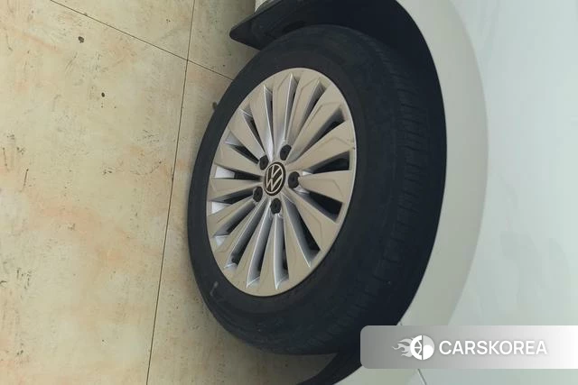 Volkswagen Lavida 2021 Белый из Китая, фото 3