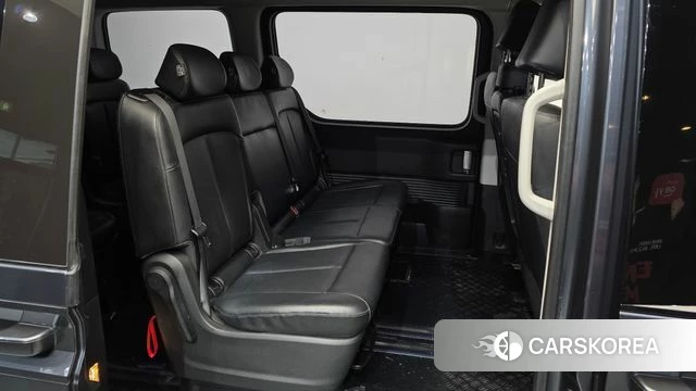 Hyundai Staria 2022 Серый из Кореи, фото 3