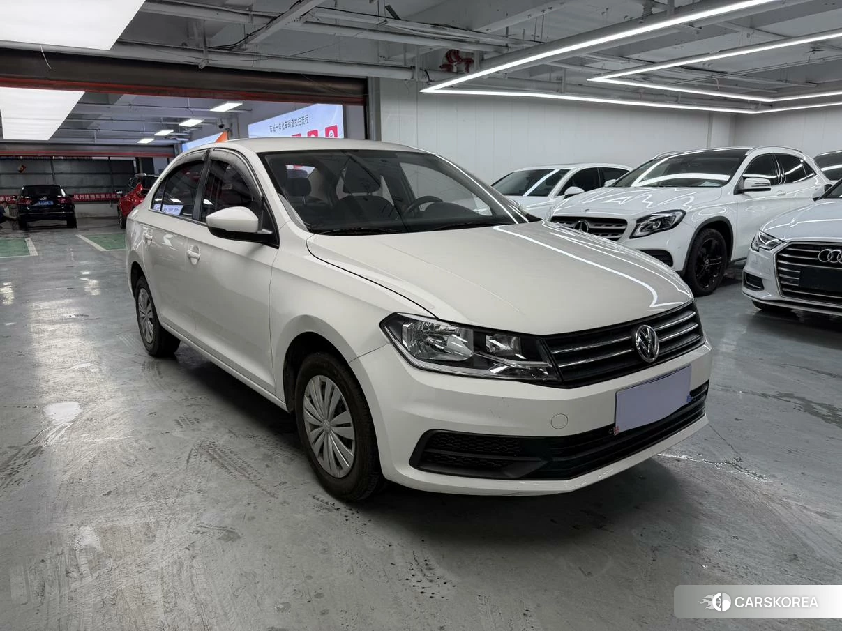 Volkswagen Santana 2020 Белый из Китая, фото 3