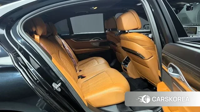 BMW 7 Series (G11) 2022 Черный из Кореи, фото 3