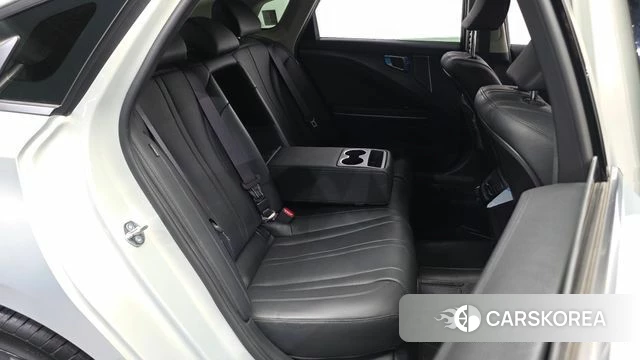 Kia The New K8 2025 Жемчужный цвет из Кореи, фото 3