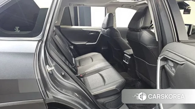 Toyota RAV4 5th Generation 2023 Серый из Кореи, фото 3