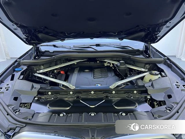 BMW X6 2022 Черный из Китая, фото 3