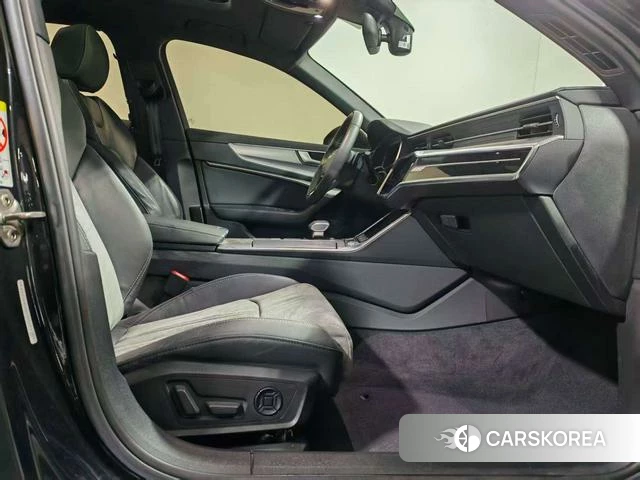 Audi A6L PHEV 2021 Черный из Китая, фото 3