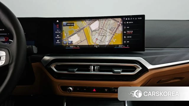 BMW 3 Series (G20) 2023 Белый из Кореи, фото 3