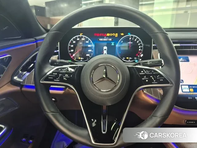 Mercedes-Benz E-Class W214 2025 Синий из Кореи, фото 3