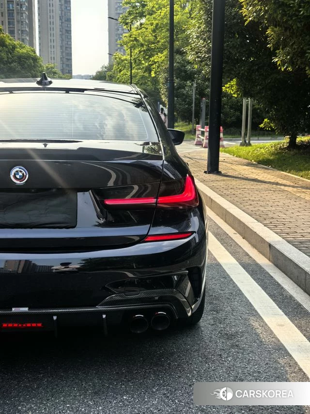 BMW 3 series 2021 Черный из Китая, фото 3