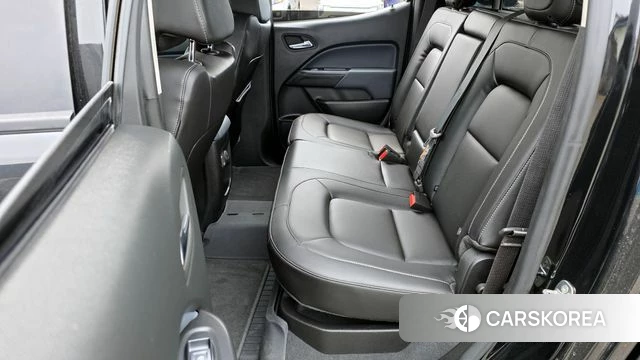 Chevrolet (GM Daewoo) Real New Colorado 2022 Черный из Кореи, фото 3