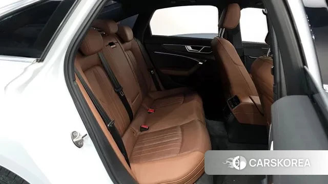 Audi A6 (C8) 2020 Белый из Кореи, фото 3