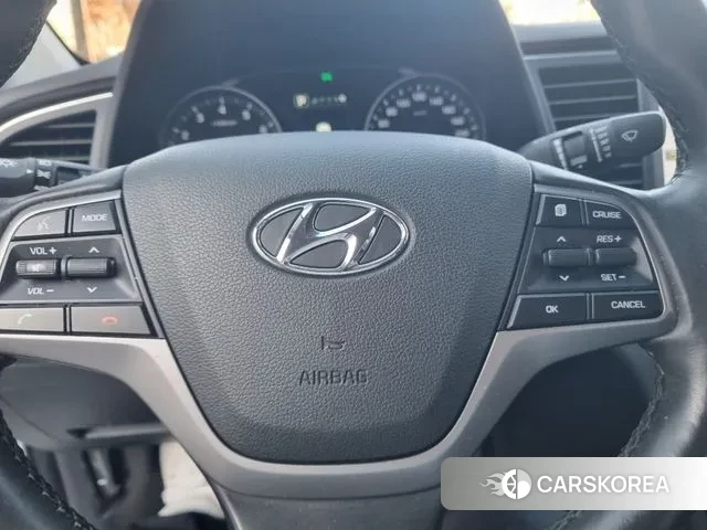 Hyundai Avante AD 2018 Белый из Кореи, фото 3