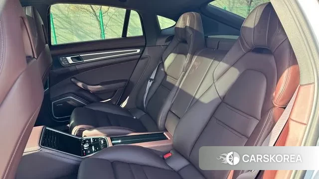 Porsche Panamera (971) 2022 Белый из Кореи, фото 3