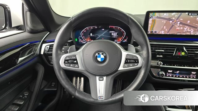BMW 5 Series (G30) 2022 Белый из Кореи, фото 3
