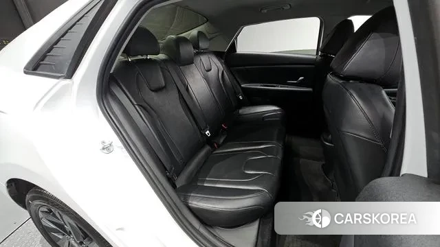 Hyundai Avante (CN7) 2022 Белый из Кореи, фото 3