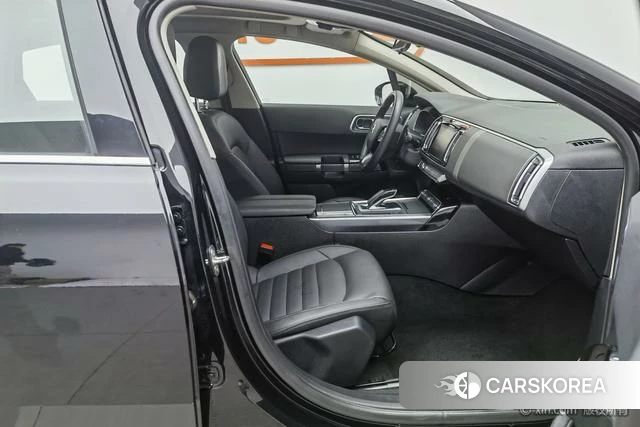Citroen C6 2023 Черный из Китая, фото 3
