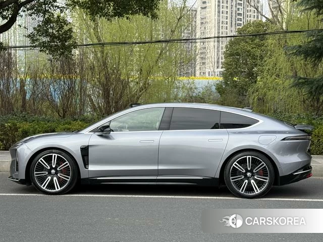 Weilai ET9 2025 Темно-серый из Китая, фото 3