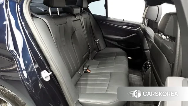 BMW 5 Series (G30) 2023 Черный из Кореи, фото 3