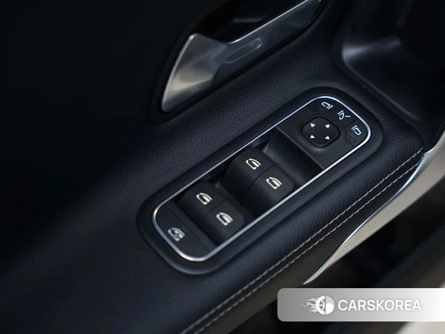 Mercedes-Benz Class A AMG 2022 Темно-серый из Китая, фото 3