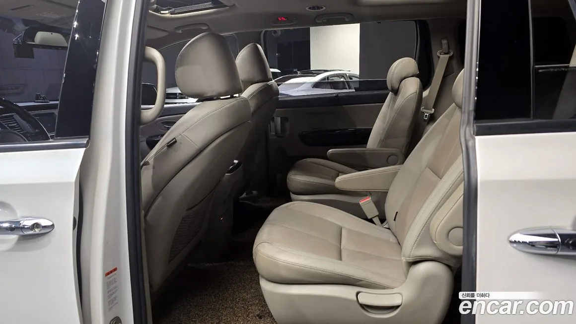 Kia The New Carnival 2019 Белый из Кореи, фото 3