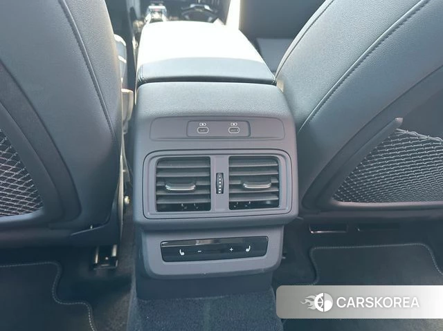 Audi Q5 (80A) 2025 Белый из Кореи, фото 3