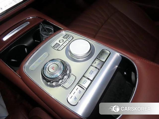 Genesis G90 (RS4) 2024 Черный из Кореи, фото 3