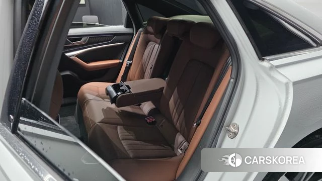Audi A6 (C8) 2022 Белый из Кореи, фото 3