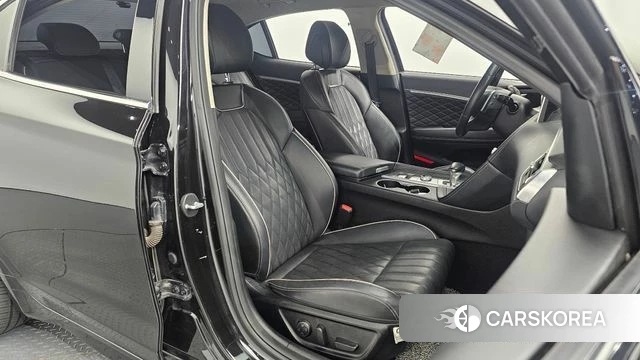Genesis G70 2018 Черный из Кореи, фото 3