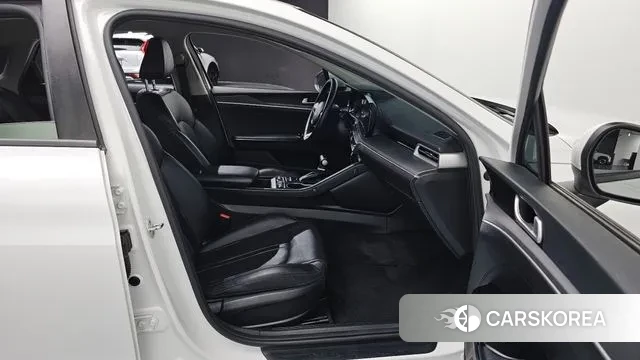 Kia K5 3rd generation 2022 Белый из Кореи, фото 3