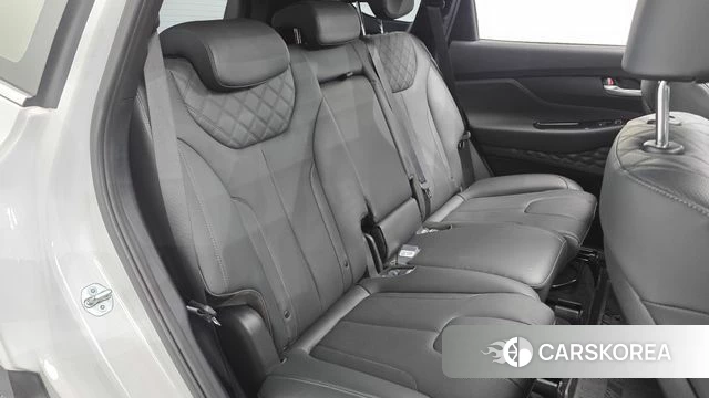 Hyundai The New Santa Fe 2023 Белый из Кореи, фото 3