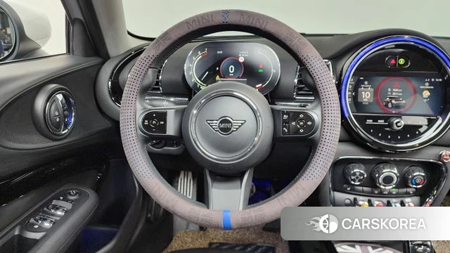 Mini Cooper Clubman 2021 Серебряный из Кореи, фото 3