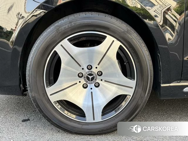 Mercedes-Benz V-class 2023 Черный из Китая, фото 3