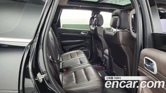 Jeep Grand Cherokee 2018 Черный из Кореи, фото 3