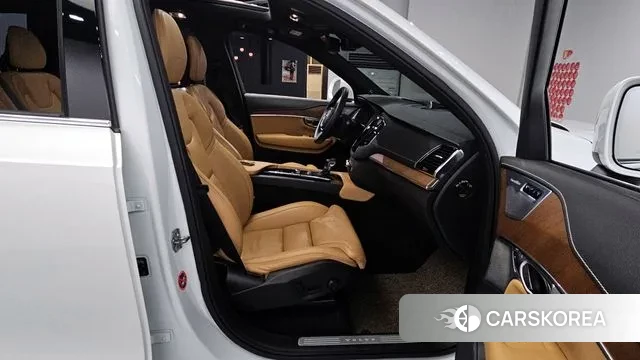 Volvo XC90 second Generation 2018 Белый из Кореи, фото 3