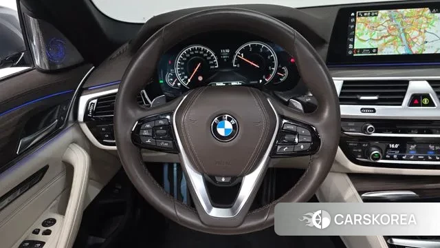 BMW 5 Series (G30) 2018 Серебряный из Кореи, фото 3