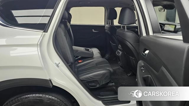 Hyundai The New Santa Fe 2023 Белый из Кореи, фото 3