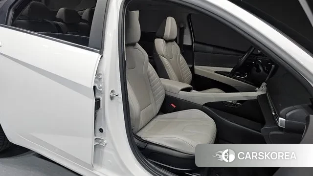 Hyundai Avante (CN7) 2021 Белый из Кореи, фото 3