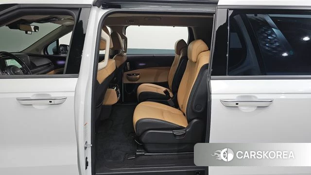 Kia Carnival 4th generation 2023 Белый из Кореи, фото 3