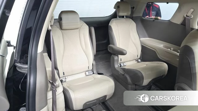 Kia Carnival 4th generation 2022 Черный из Кореи, фото 3