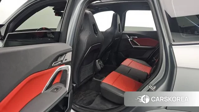 BMW X1 (U11) 2024 Серебристо-серый из Кореи, фото 3