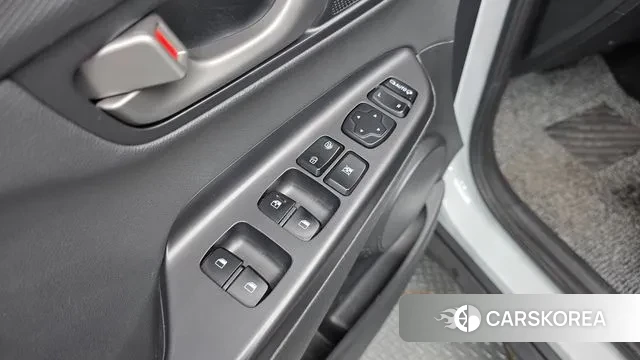 Hyundai Kona 2018 Белый из Кореи, фото 3