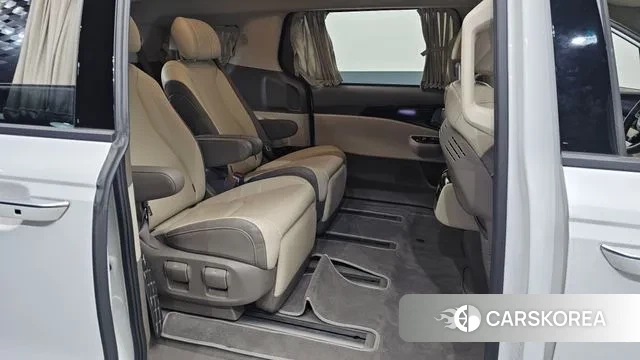 Kia Carnival 4th generation 2023 Белый из Кореи, фото 3