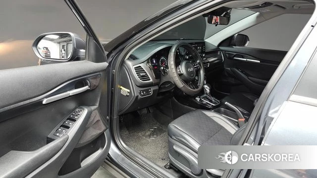 Kia Seltos 2020 Серый из Кореи, фото 3
