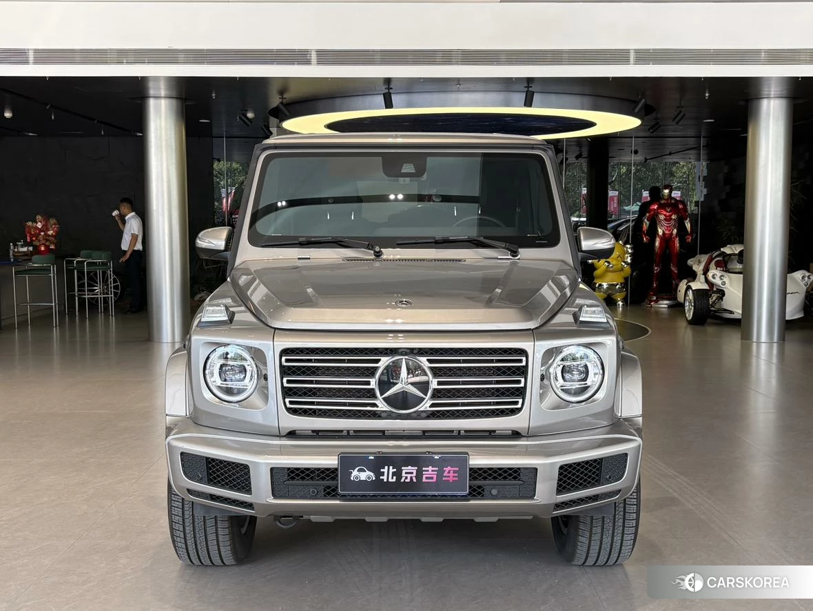 Mercedes-Benz G-class 2023 Серебристо-серый из Китая, фото 3